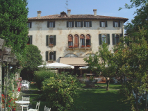 Asolo-VillaCipriani-Gartenfront