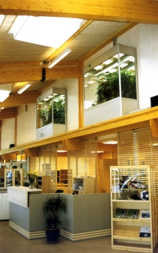 Die Beheizung erfolgt �ber Sonnenkollektoren im Dach